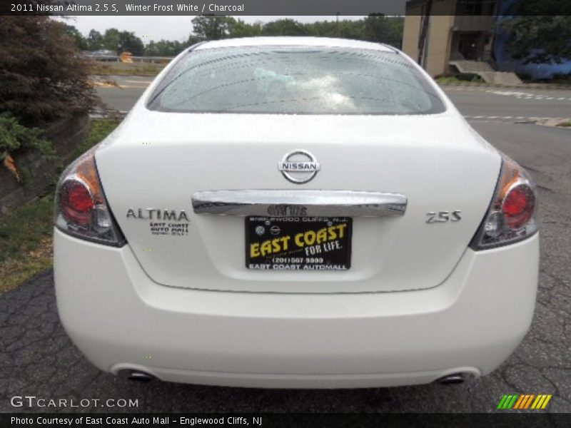 Winter Frost White / Charcoal 2011 Nissan Altima 2.5 S