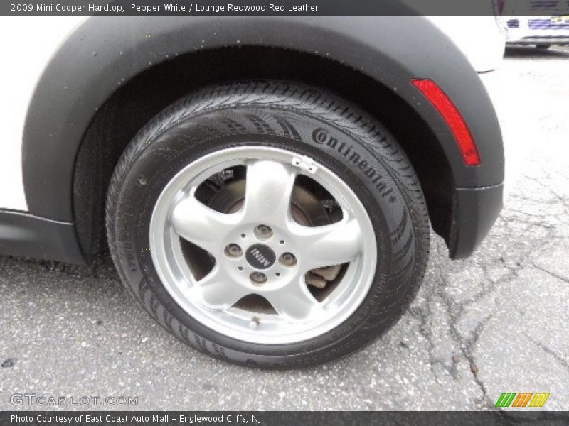 Pepper White / Lounge Redwood Red Leather 2009 Mini Cooper Hardtop