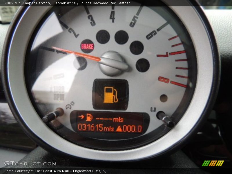 Pepper White / Lounge Redwood Red Leather 2009 Mini Cooper Hardtop