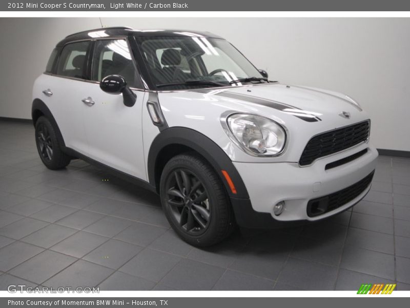 Light White / Carbon Black 2012 Mini Cooper S Countryman