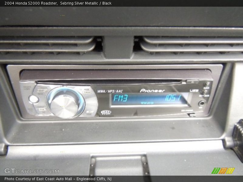 Sebring Silver Metallic / Black 2004 Honda S2000 Roadster