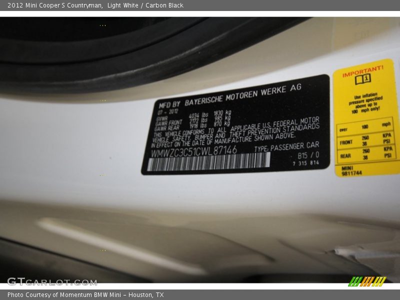 Light White / Carbon Black 2012 Mini Cooper S Countryman