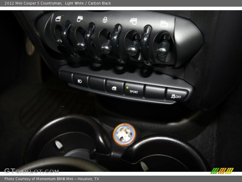 Light White / Carbon Black 2012 Mini Cooper S Countryman