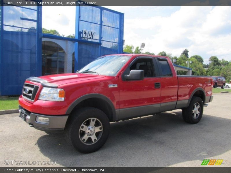 Bright Red / Black 2005 Ford F150 XL SuperCab 4x4