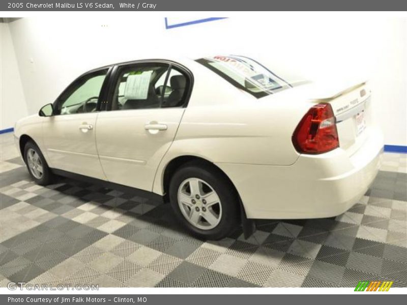 White / Gray 2005 Chevrolet Malibu LS V6 Sedan