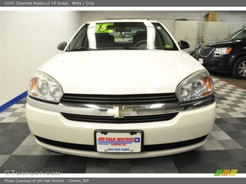 White / Gray 2005 Chevrolet Malibu LS V6 Sedan