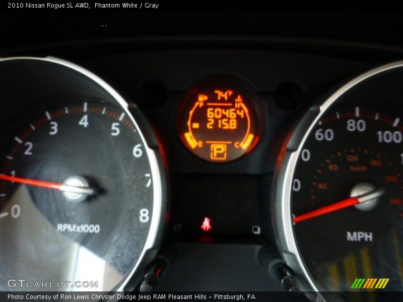 Phantom White / Gray 2010 Nissan Rogue SL AWD
