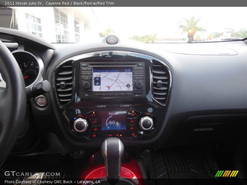 Cayenne Red / Black/Red w/Red Trim 2011 Nissan Juke SV