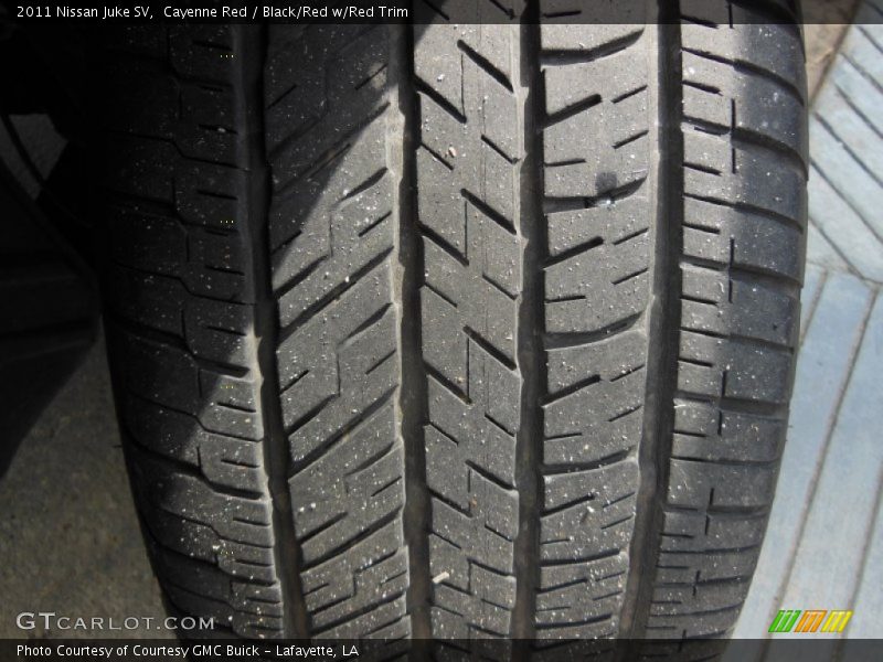 Cayenne Red / Black/Red w/Red Trim 2011 Nissan Juke SV