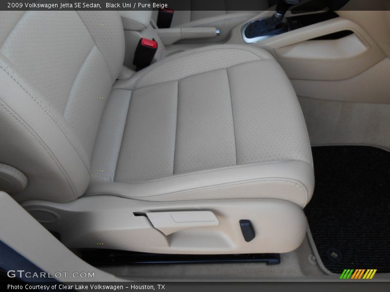 Black Uni / Pure Beige 2009 Volkswagen Jetta SE Sedan
