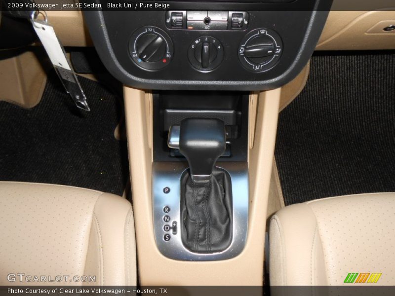 Black Uni / Pure Beige 2009 Volkswagen Jetta SE Sedan