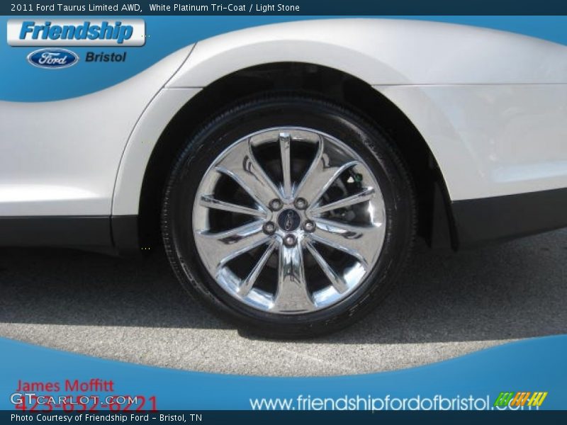 White Platinum Tri-Coat / Light Stone 2011 Ford Taurus Limited AWD