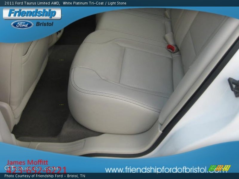 White Platinum Tri-Coat / Light Stone 2011 Ford Taurus Limited AWD