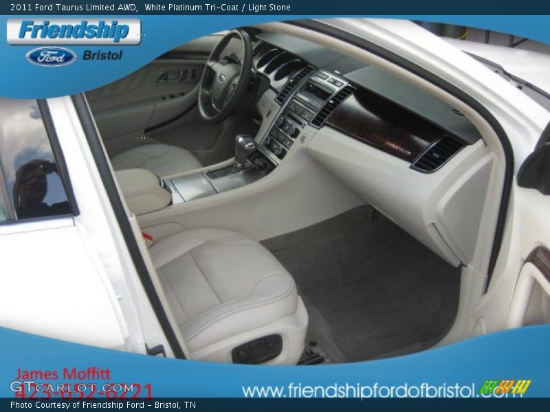 White Platinum Tri-Coat / Light Stone 2011 Ford Taurus Limited AWD
