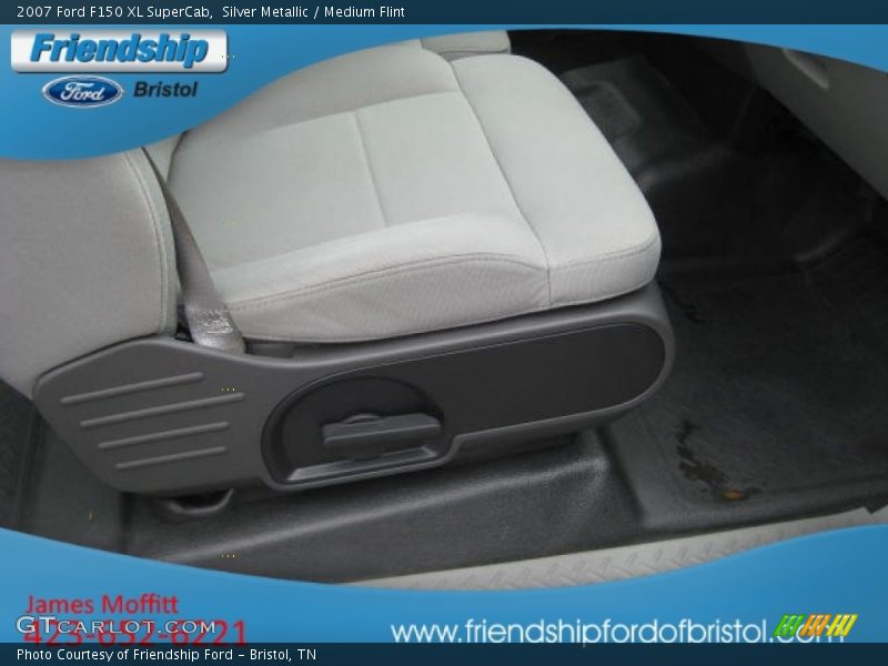 Silver Metallic / Medium Flint 2007 Ford F150 XL SuperCab