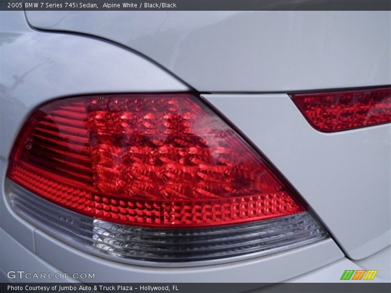 Alpine White / Black/Black 2005 BMW 7 Series 745i Sedan