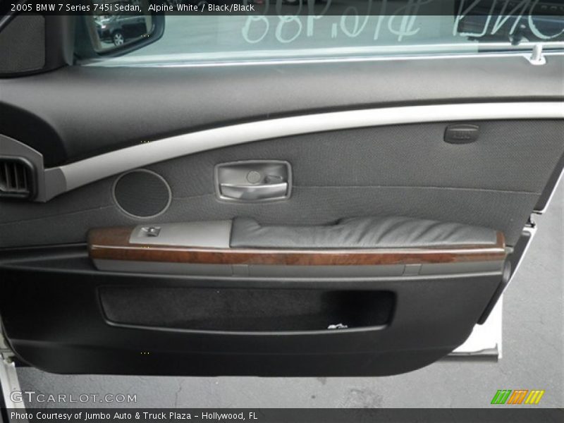 Alpine White / Black/Black 2005 BMW 7 Series 745i Sedan