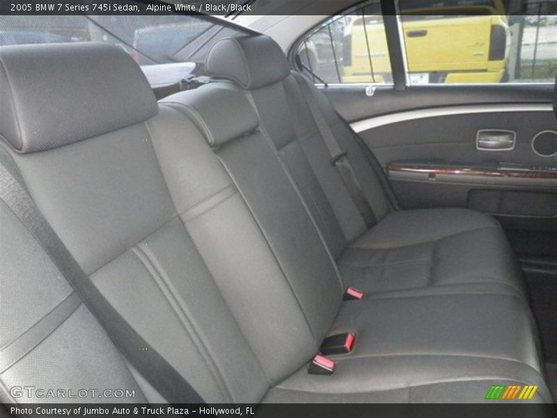 Alpine White / Black/Black 2005 BMW 7 Series 745i Sedan