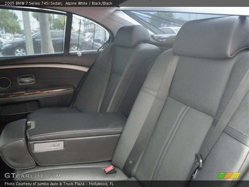 Alpine White / Black/Black 2005 BMW 7 Series 745i Sedan