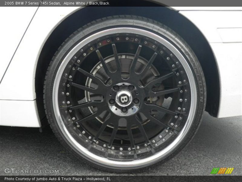 Alpine White / Black/Black 2005 BMW 7 Series 745i Sedan