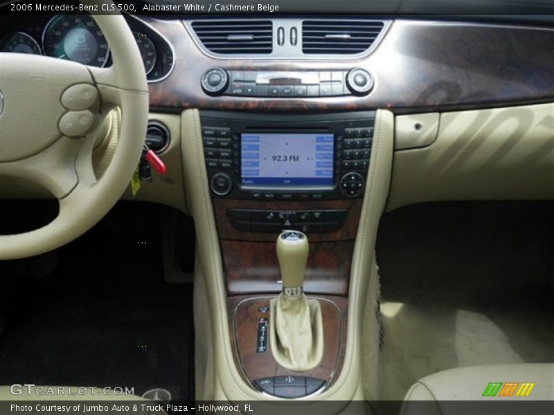 Alabaster White / Cashmere Beige 2006 Mercedes-Benz CLS 500