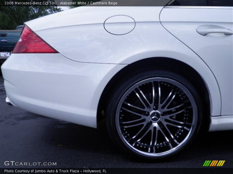 Alabaster White / Cashmere Beige 2006 Mercedes-Benz CLS 500
