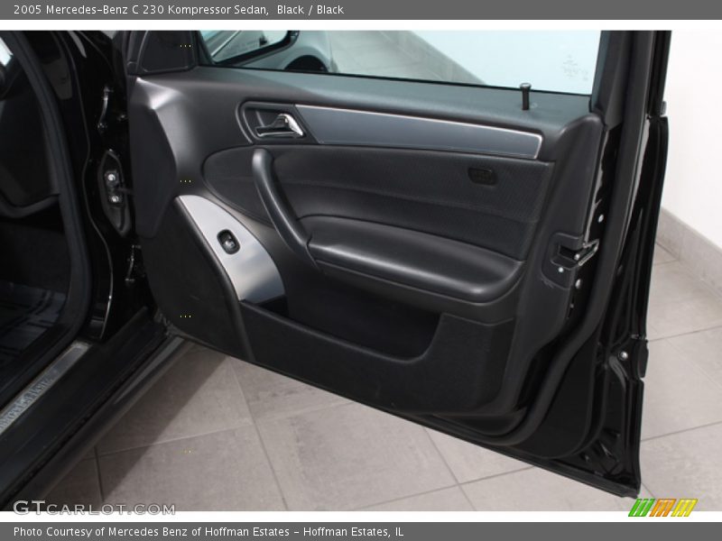 Black / Black 2005 Mercedes-Benz C 230 Kompressor Sedan