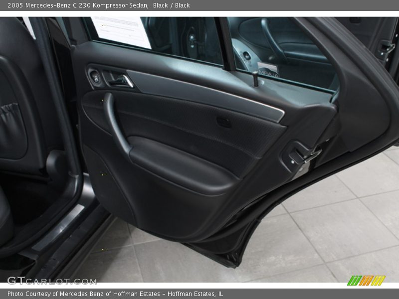 Black / Black 2005 Mercedes-Benz C 230 Kompressor Sedan