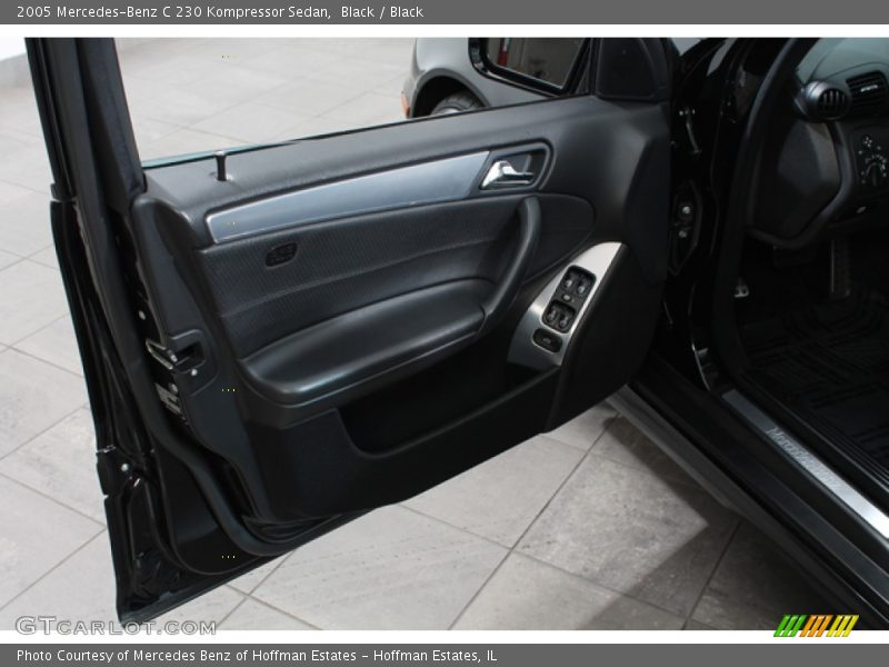 Black / Black 2005 Mercedes-Benz C 230 Kompressor Sedan