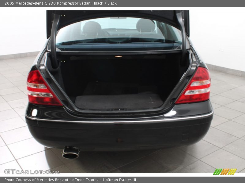 Black / Black 2005 Mercedes-Benz C 230 Kompressor Sedan