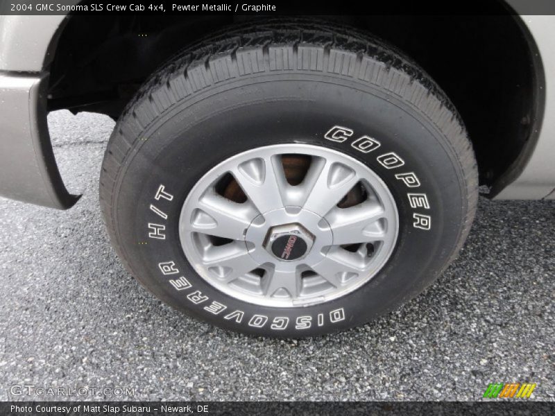  2004 Sonoma SLS Crew Cab 4x4 Wheel