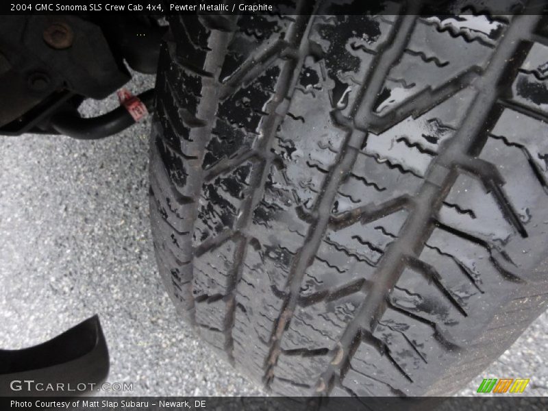 Pewter Metallic / Graphite 2004 GMC Sonoma SLS Crew Cab 4x4