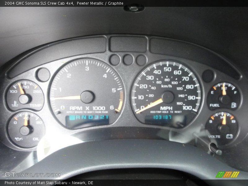  2004 Sonoma SLS Crew Cab 4x4 SLS Crew Cab 4x4 Gauges