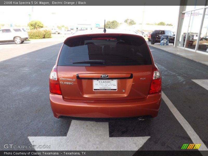Electric Orange / Black 2008 Kia Spectra 5 SX Wagon