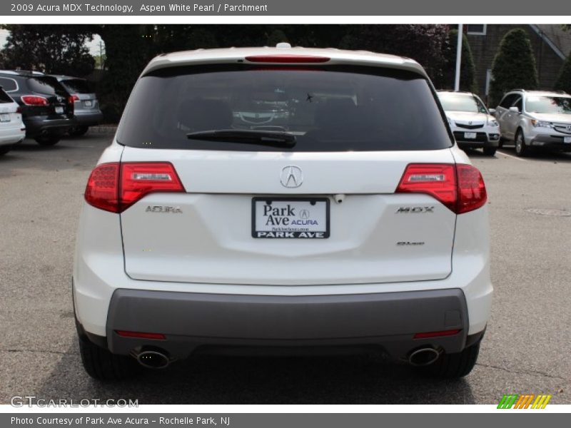 Aspen White Pearl / Parchment 2009 Acura MDX Technology
