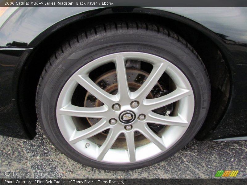  2006 XLR -V Series Roadster Wheel