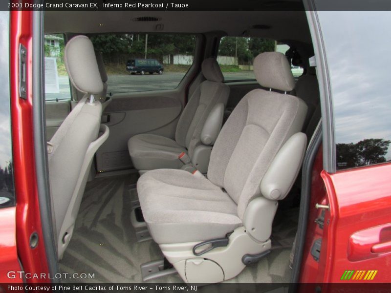 Inferno Red Pearlcoat / Taupe 2001 Dodge Grand Caravan EX