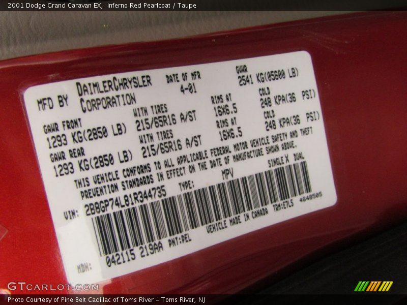 Inferno Red Pearlcoat / Taupe 2001 Dodge Grand Caravan EX