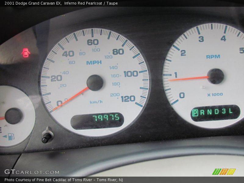 Inferno Red Pearlcoat / Taupe 2001 Dodge Grand Caravan EX