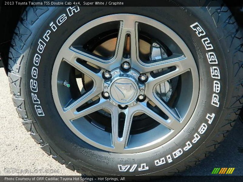 Super White / Graphite 2013 Toyota Tacoma TSS Double Cab 4x4