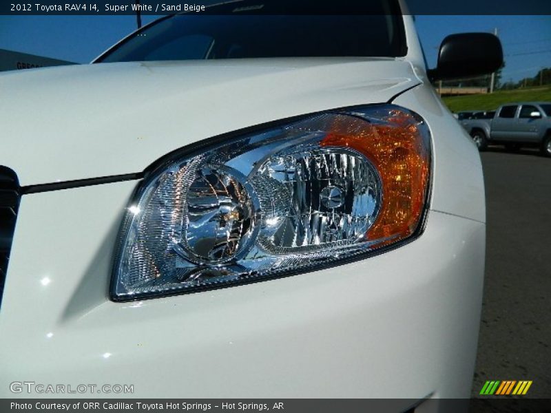 Super White / Sand Beige 2012 Toyota RAV4 I4
