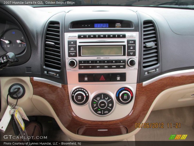 Golden Beige / Beige 2007 Hyundai Santa Fe GLS