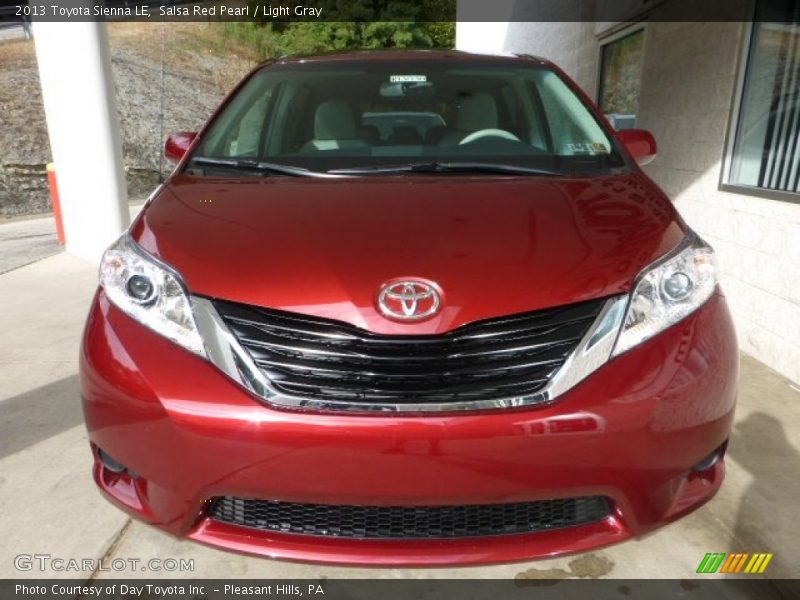 Salsa Red Pearl / Light Gray 2013 Toyota Sienna LE