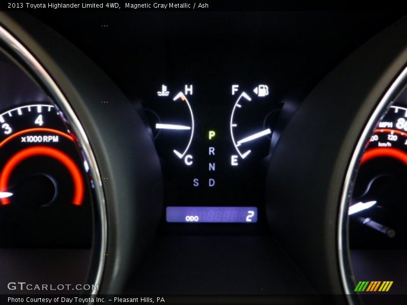 Magnetic Gray Metallic / Ash 2013 Toyota Highlander Limited 4WD