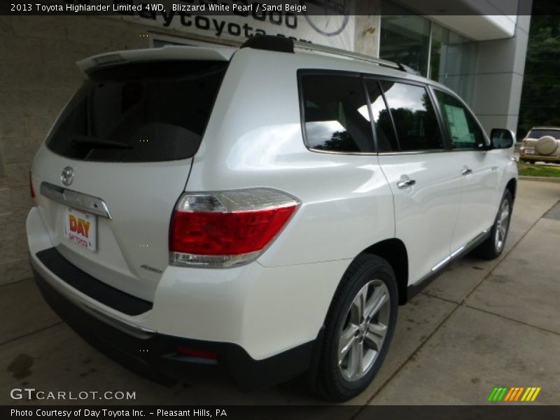 Blizzard White Pearl / Sand Beige 2013 Toyota Highlander Limited 4WD