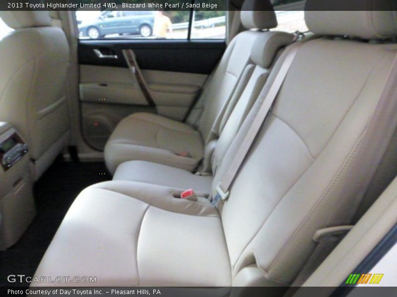 Blizzard White Pearl / Sand Beige 2013 Toyota Highlander Limited 4WD