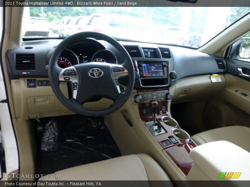 Blizzard White Pearl / Sand Beige 2013 Toyota Highlander Limited 4WD