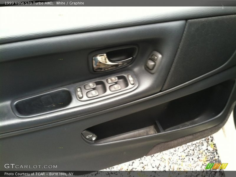 White / Graphite 1999 Volvo S70 Turbo AWD
