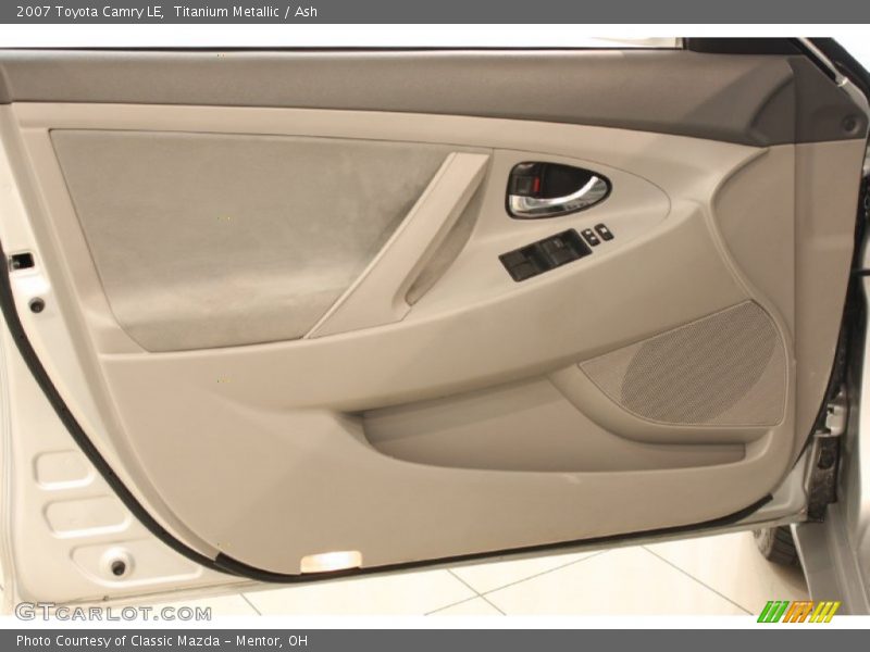 Titanium Metallic / Ash 2007 Toyota Camry LE