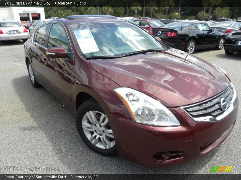 Tuscan Sun / Blond 2011 Nissan Altima 2.5 S